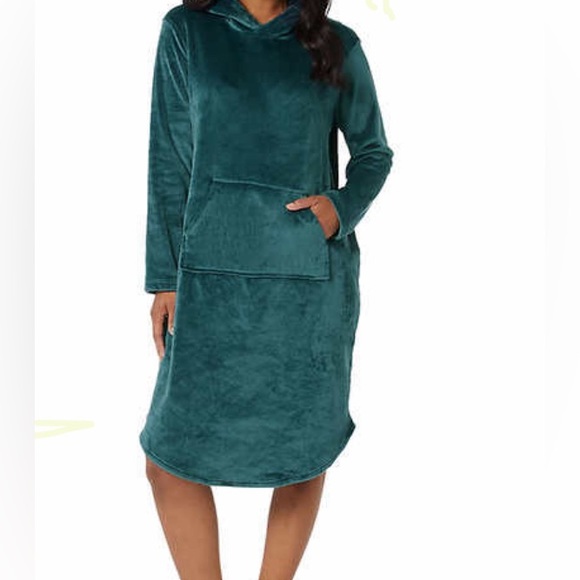 32 degrees Velour long teal sleepwear - Picture 1 of 6